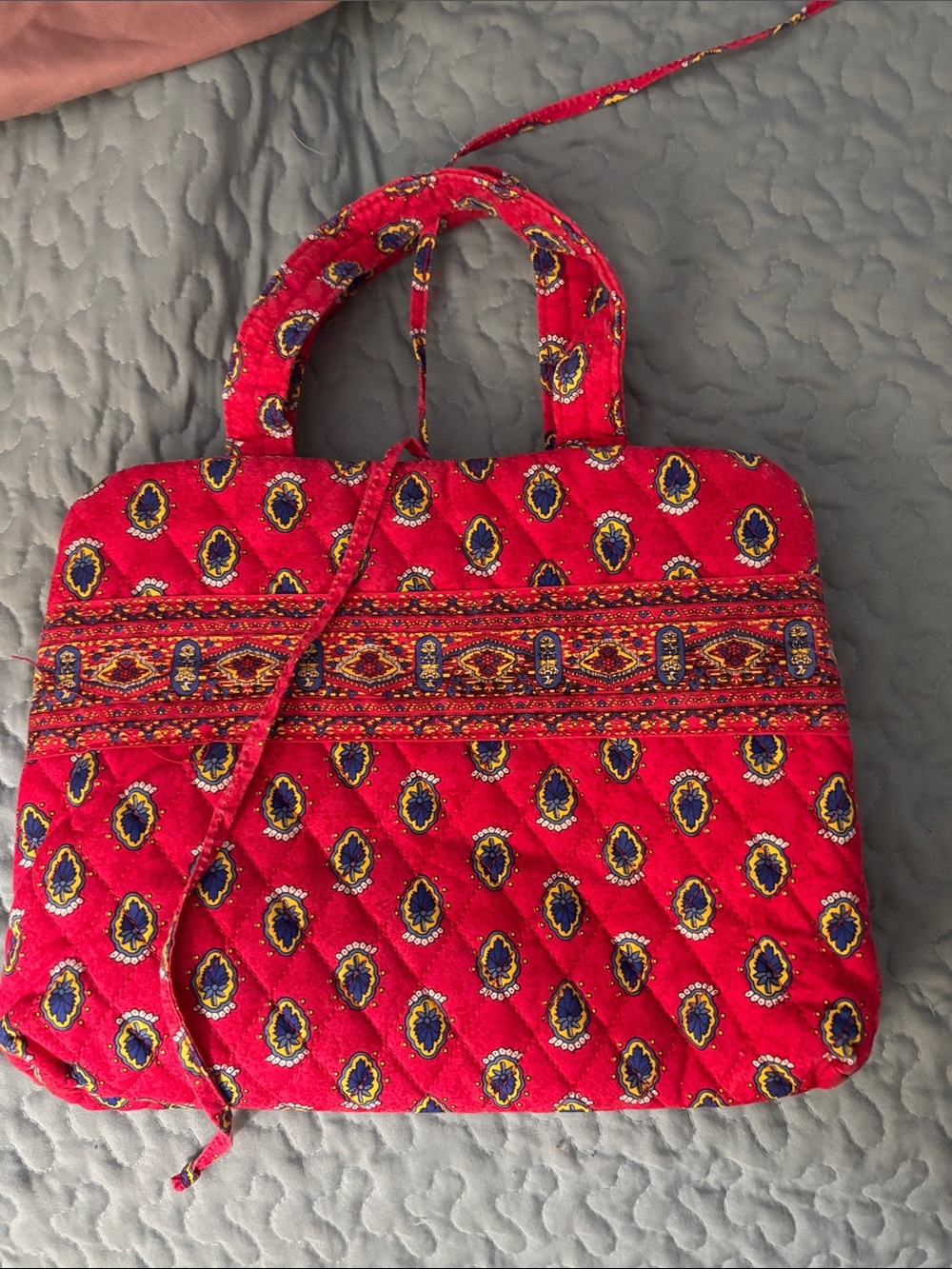 Travel Makeup bag . Roomy Americana Quilted